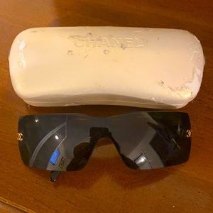 Chanel Sunglasses Perfect Condition